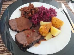 Hirschkeule In Rotwein Preiselbeer Sauce Von Christa1010 Chefkoch Rezepte Fleisch Gerichte Essen