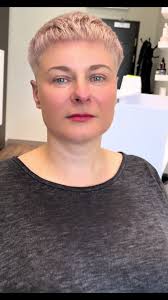 Olga Monas Strzyżenie