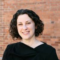 Lindsay Roche's Instagram, Twitter & Facebook