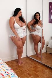 Beautiful BBW Sofia Rose strips and plays with her huge natural tits -  Pichunter