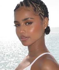 Tyla releases a statement clarifying that she is both "coloured" and a  Black woman after she refused to discuss her identity