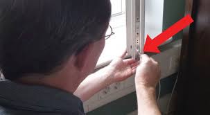 Pvc, or polyvinyl chloride pipe, is the most commonly used pipe in residential projects. Sur Certaines Fenetres Il Y A Une Vis Qui Devrait Etre Tournee Deux Fois Par An Pour Reguler La Temperature De La Maison Regardecettevideo Fr