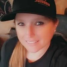 Destiney Taylor Behn behind the bar and Sean Kistler behind the guitar.  Hey, I'm a poet and I didn't know it!