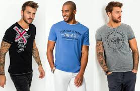 Fashionable Men S T Shirts 2020 A Selection Of Stylish Images T Shirt Trends Aboutmans