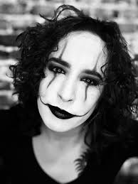 Svengoolie is this the look? Lol