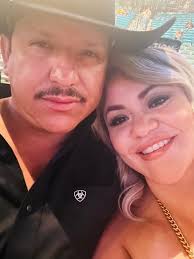 Hello, I am looking for a room to rent! Probably in the range of $375- $500  I am a female undergraduate. I would be interested in the Moraga or  Bellevue area! Thank you!