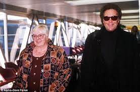 In the united states and canada, jones just missed the top ten with daughter of darkness. Tom Jones Says Wife Linda Would Never Agree To A Marriage Pact Over His Affairs Daily Mail Online