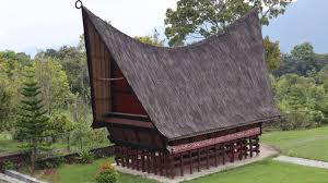 Rumah adat di indonesia antara lain rumah adat balon dari sumatera utara, rumah adat gadang dari sumatera barat, rumah adat rakyat dari bengkulu, rumah adat badui dari banten dan 40+ lagi. Bolon House Wikipedia