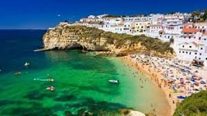 The algarve is the most southerly end of portugal and has more days of sunshine than california! Temperatura Wody W Algarve W Ocean Atlantycki Teraz Portugalia Faro