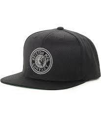 Black Out Your Outfits With The Sleek Tonal Look Of The Rival Snapback Hat From Brixton A Stylish Charcoal An Black Snapback Hats Black Snapback Snapback Hats