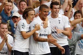 Junto a él han jugado casemiro y toni kroos, desde su llegada del tottenham en agosto de 2012. Walker Modric Was A Magician