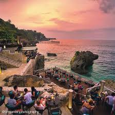 Bali's clubs and bars are a great place to meet people. 11 Romantic Fine Dining In Bali With Spectacular View 2019 Updated
