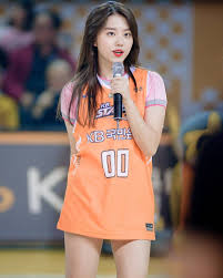 Jun 15, 2021 · 옛날 연예인들 사진보면 당시화장법때문인지 되게 촌스럽거나 이상한 느낌 많이받는데 ㄷㄷ 걍 개이쁨 Kim So Hye ê¹€ì†Œí˜œ ìŠˆí¼ížˆì–´ë¡œ