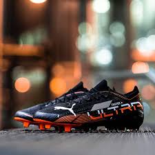 Puma has released the latest version of their lightweight evospeed 1.3 in the form of new marco reus tricks soccer boot. Marco Reus Trains In Upcoming Puma Future Colourway Soccerbible