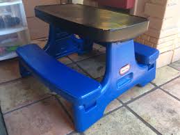 Repainted Little Tikes Picnic Table Using Krylon Fusion For Plastic Spray Paint Love It Little Tikes Picnic Table Picnic Table Kids Picnic