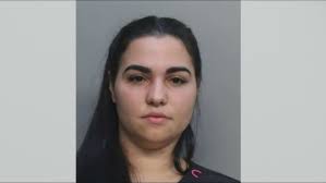 South Florida skincare worker accused of stealing $30,000 in Botox‑like  drugs, selling home injectio