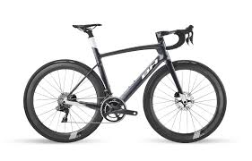 Motorcycles sports bike aerodynamics help to gain optimum speed. Bh G8 Disc 7 0 Carbon Dura Ace Di2 Road Bike Athletesportsworld Triathlon Swim Bike Run Trailrun