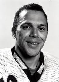 Player photos for the 1986-87 U. of Maine at hockeydb.com