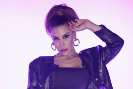 İrem derici is a turkish singer and songwriter. Turkpopmuzik Net Sanatci Irem Derici