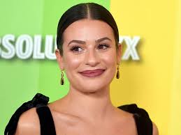 Can Lea Michele read? Wild conspiracy theory that Glee star is fed all her  lines
