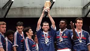 Retrouvez toute son actu, ajoutez d'autres stars et soyez alerté à chaque nouvelle actu de vos stars ajoutées. 12 Juillet 1998 France 3 0 Bresil Finale De Coupe Du Monde