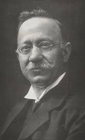 Joseph Hepworth's Instagram, Twitter & Facebook