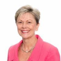 Sandra Deans's Instagram, Twitter & Facebook