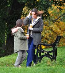 Suranne jones masterclass puts bafta awards on notice. Suranne Jones Films An Outdoor Scene For Bbc Thriller Vigil In Glasgow Aktuelle Boulevard Nachrichten Und Fotogalerien Zu Stars Sternchen