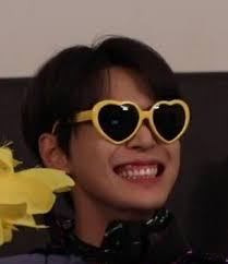 ~gif's ~fotos ~videos no se aceptan pedidos ㅡ . Pin Di Doyoung