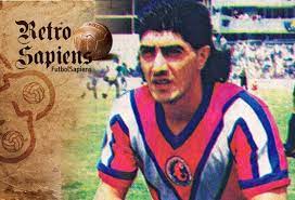 Jorge alberto comas romero (born 9 june 1960) is an argentine former footballer who played as a striker, and is an olympian, having taken part at the 1988 summer olympics. Jorge Comas Idolo Tiburon Futbol Sapiens