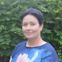 20+ "Leigh Bates" profiles