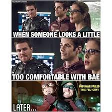 The Flash Cosplay Arrow On Instagram Arrow Memes Arrow Funny Flash Funny