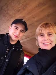 Luca reghecampf îi moștenește frumusețea antrenorului român. In Scandalul Dintre Anamaria Prodan Si Reghecampf Intervine Fosta SoÈ›ie SÄƒ SimtÄƒ È™i Ea Foto Evenimentul Zilei