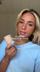 im gonna be using this everyday this summer im obsessed #fauxfreckles  #freckles #makeup #makeuptok