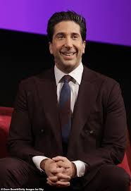 Aniston and schwimmer had revealed that they had crushes on each other during the reunion special for their insanely popular show 'friends'. David Schwimmer Gerichte Uber Freunde Wiedersehen Und Wie Er Ist Gespannt Auf Castmates Aktuelle Boulevard Nachrichten Und Fotogalerien Zu Stars Sternchen