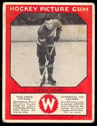 No waiting weeks or even months to get paid, no exorbitant auction fees, no risk that the buyer won't pay or that the company that has your cards will go out of business. 1933 34 Canadian Gum V252 Hockey Cards Buy Hockey Cards Buy Vintage Hockey Cards For Cash Buying Hockey Cards Hockey Cards Online Vintage Vintage Sports