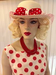 Gal Gadot in white dress ❤️ #galgadot #galgadotfanpage #actresses #style  #fashion #fashionstyle #whitedress