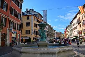 Chambery Ancienne Ville En 2020 Chambery Historique Hotel De Ville
