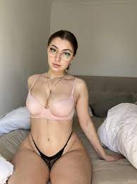Onlyfans - Lilith Cavaliere nudes onlyfans | FSSQUAD
