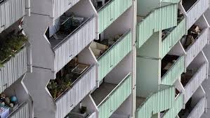 Eine zusammenstellung in esslingen möglicher wohnformen für seniorinnen und senioren mit oder ohne hilfebedarf finden sie unter unserer zielgruppe senioren. Esslingen Der Syrer Iyad Suchte Monatelang Nach Einer Wohnung Im Kreis Vorbehalte Gegenuber Fluchtlingen Mehr Als 1000 Mails Und Kaum Eine Antwort Esslingen Esslinger Zeitung