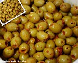 Salade D Olives Cuites Salade D Olive Salade Alimentation