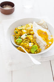 De bacon 1 cebolleta 1 ajos tiernos 1/2 pimiento rojo 1 cucharada de carne de pimiento choricero 1/2 cucharadita de nuez moscada 1 cuch. Locro Sabor Casero Pizca Dsal