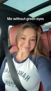 Jamie Carbone's Instagram, Twitter & Facebook