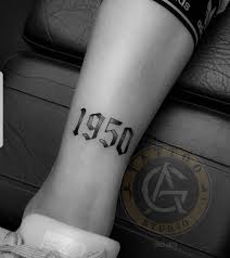 Ag Tattoo Studio Fecha De Nacimiento De Su Abuela Numeros Goticos Agtattoostudio Quieres Un Tatuaje Asi Como Este Pide Tu Cita Whatsapp 3016594141