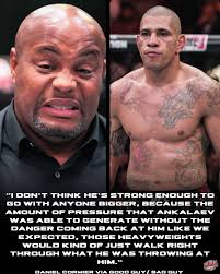 I'm getting the vibe that Mark Hunt isn't feeling Jon Jones🤣🤣🤣🤣. Well  it's Wednesday and we're waiting Hunt.