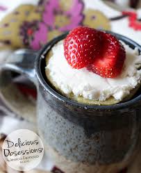 Water, chocolate cake mix, chocolate spread. Easy Vanilla Mug Cake Gluten Free Grain Free Dairy Free Refined Sugar Free Delicious Obsessions Real Food Gluten Free Paleo Recipes Natural Living Info