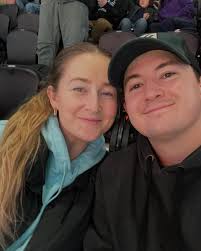 Hailee Parrish (@medschoolwife) • Instagram photos and videos