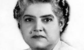 Primera mujer en formar parte del Senado de la República, Isabel Mayer