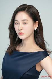 아시아나항공은 17일 회사 이미지에 가장 부합하는 모델로 이수민을 최종 선정했다고 밝혔다. ë°•ì£¼ë¯¸ ë‚˜ë¬´ìœ„í‚¤