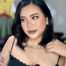 Morticia's Gala dress. The final fitting.. to final dress. 🖤  @wednesdaynetflix @colleenatwoodofficial @msuk68